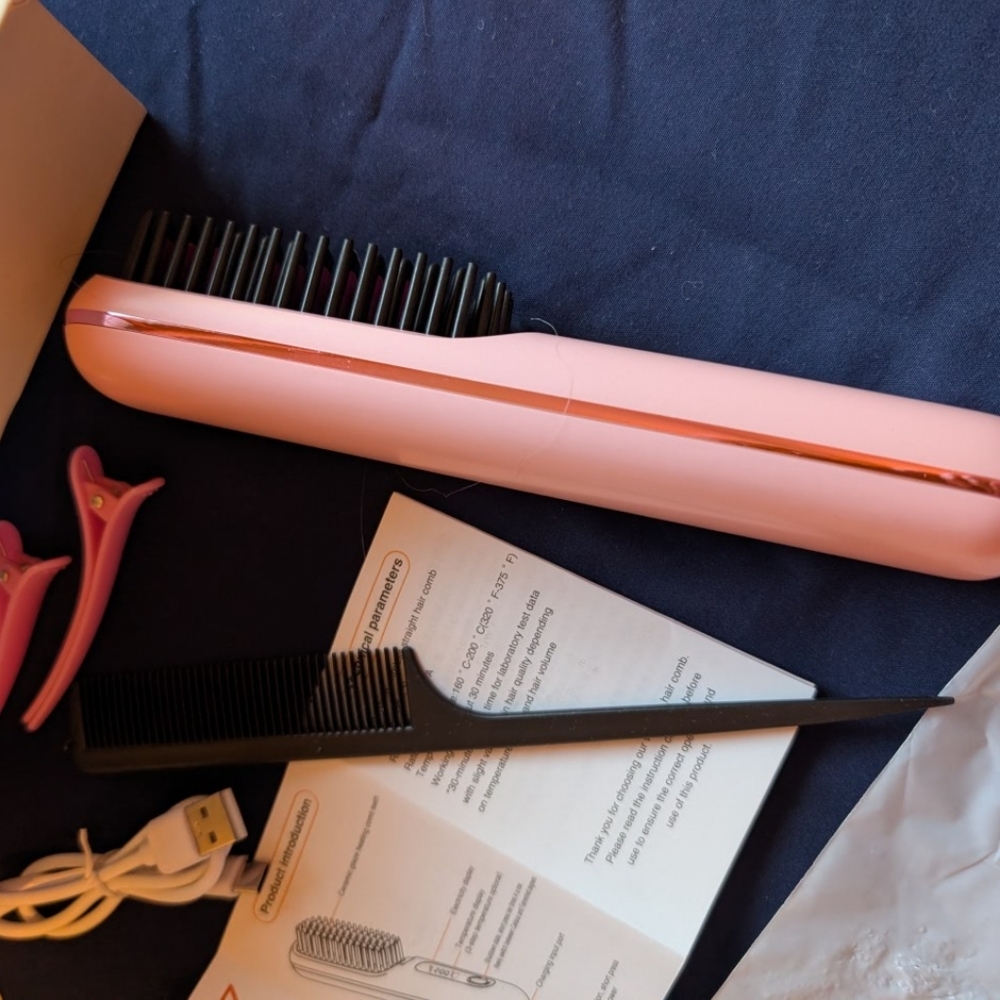 Numoya Go Brush Pro straightening (and curling) brush - Picture 3 of 11